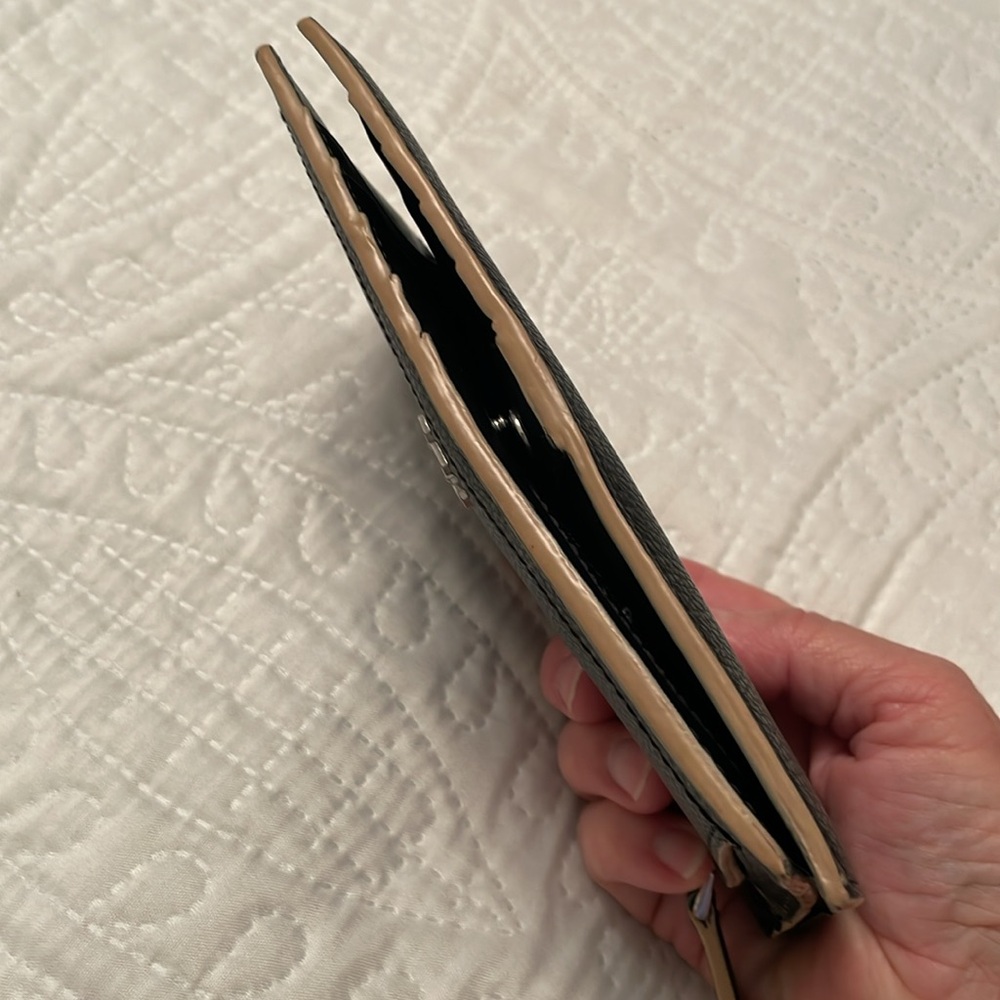Lauren Ralph Lauren Cow Leather Long Bifold Wallet - Picture 15 of 17